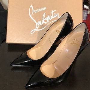 Christian LouBoutin Décolleté Patent Leather Pumps